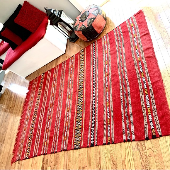 Beautiful artisanal handwoven rug wall art - Picture 3 of 6